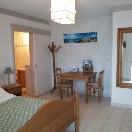 Bed and Breakfast La Ferme Du Vincin Ванн Экстерьер фото